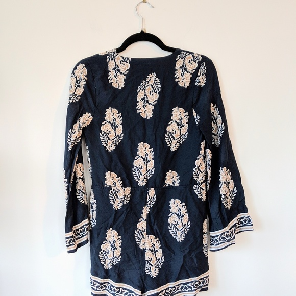 Boohoo × Cara Wrap Front Printed Playsuit in Navy - Picture 6 of 8